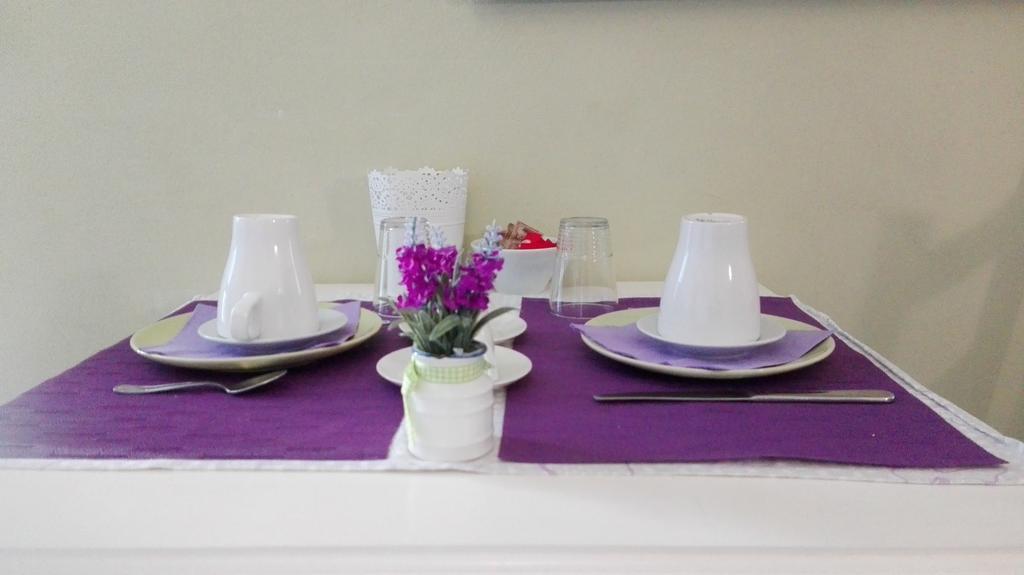 Il Cortile Friendly House Hotel Borgomanero Bagian luar foto